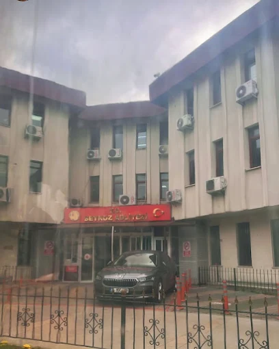 Beykoz Adliyesi dış cephe görünümü